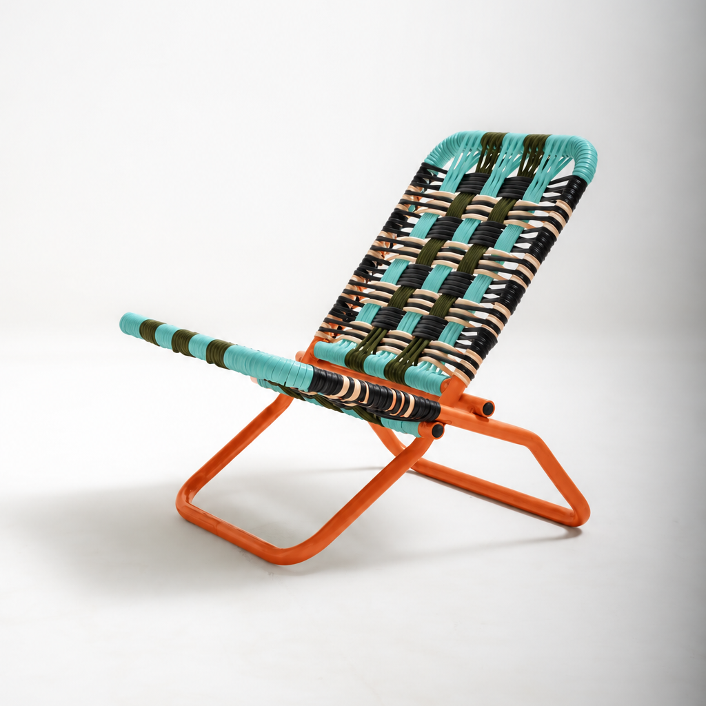 Silla de playa Tucurinca 4200 con estructura naranja y tejido Montañera
