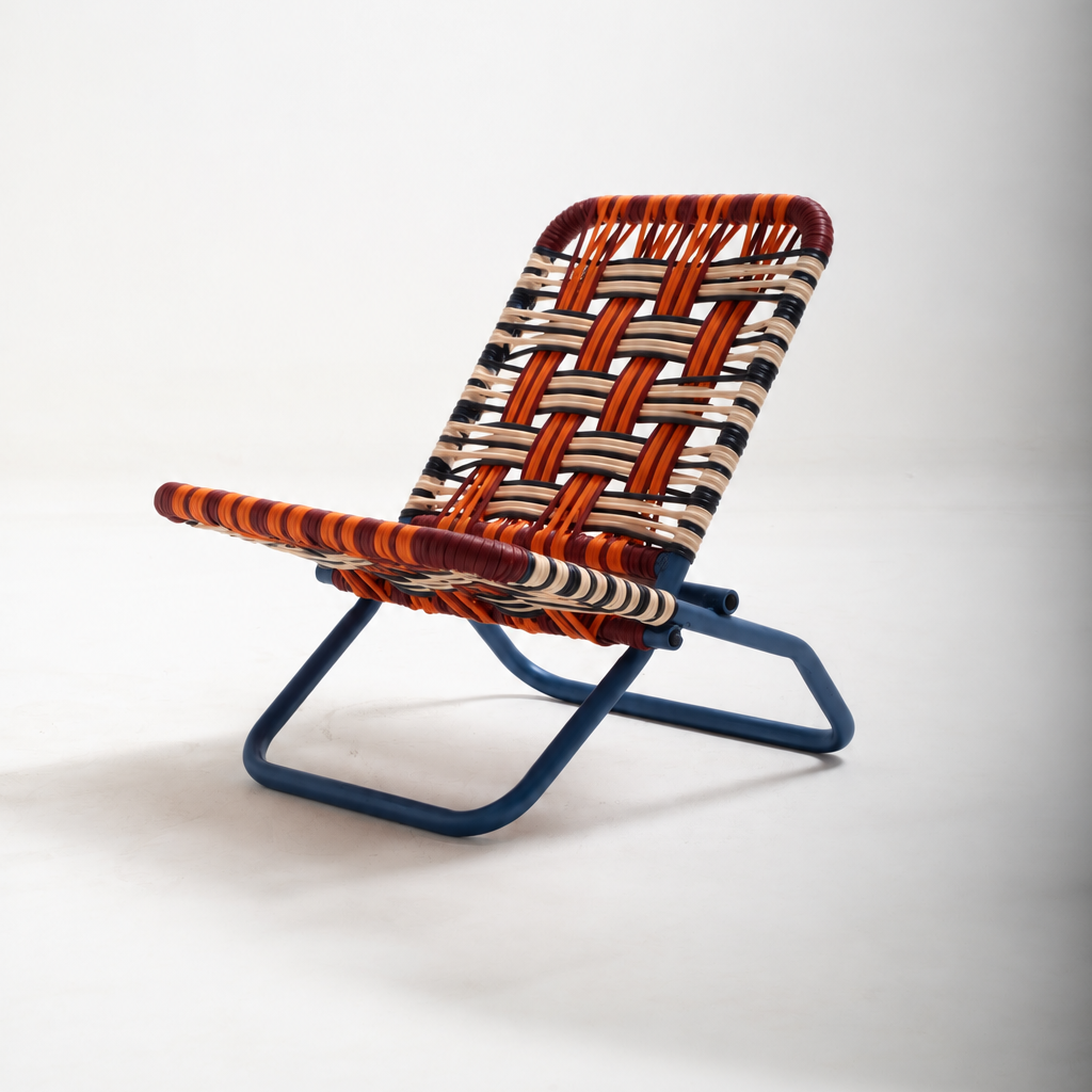 Silla de playa Tucurinca 4200 con estructura azul y tejido Playera