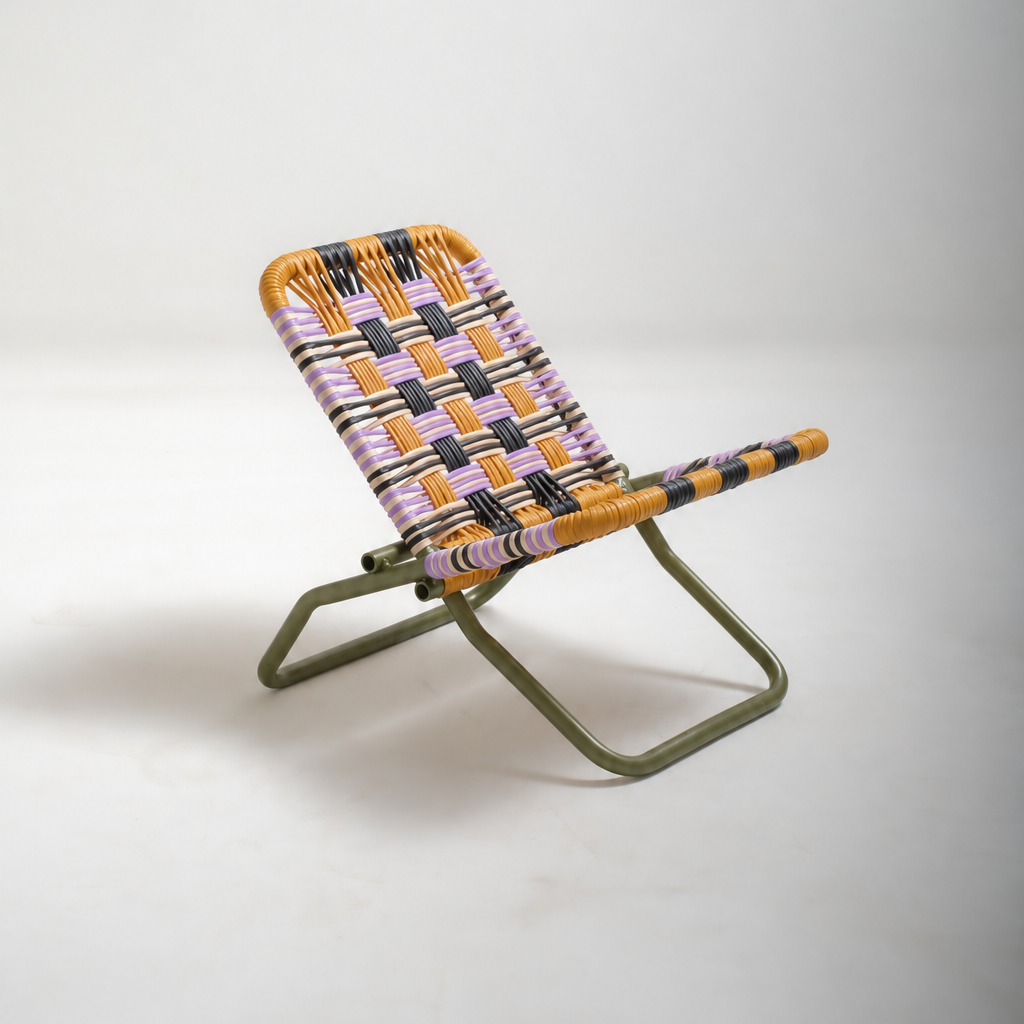 Silla de playa Tucurinca 4200 con estructura verde oliva y tejido Primavera
