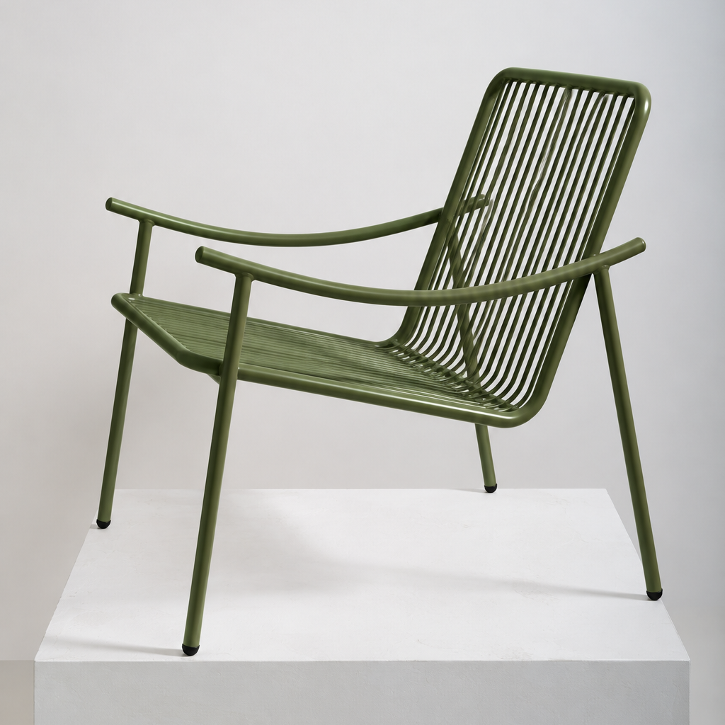 Poltrona Skii X de Tucurinca con estructura verde militar