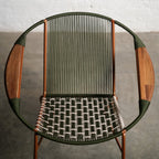 Tucurinca Teyuna en cabuya con estructura cobre y tejido verde militar y beige